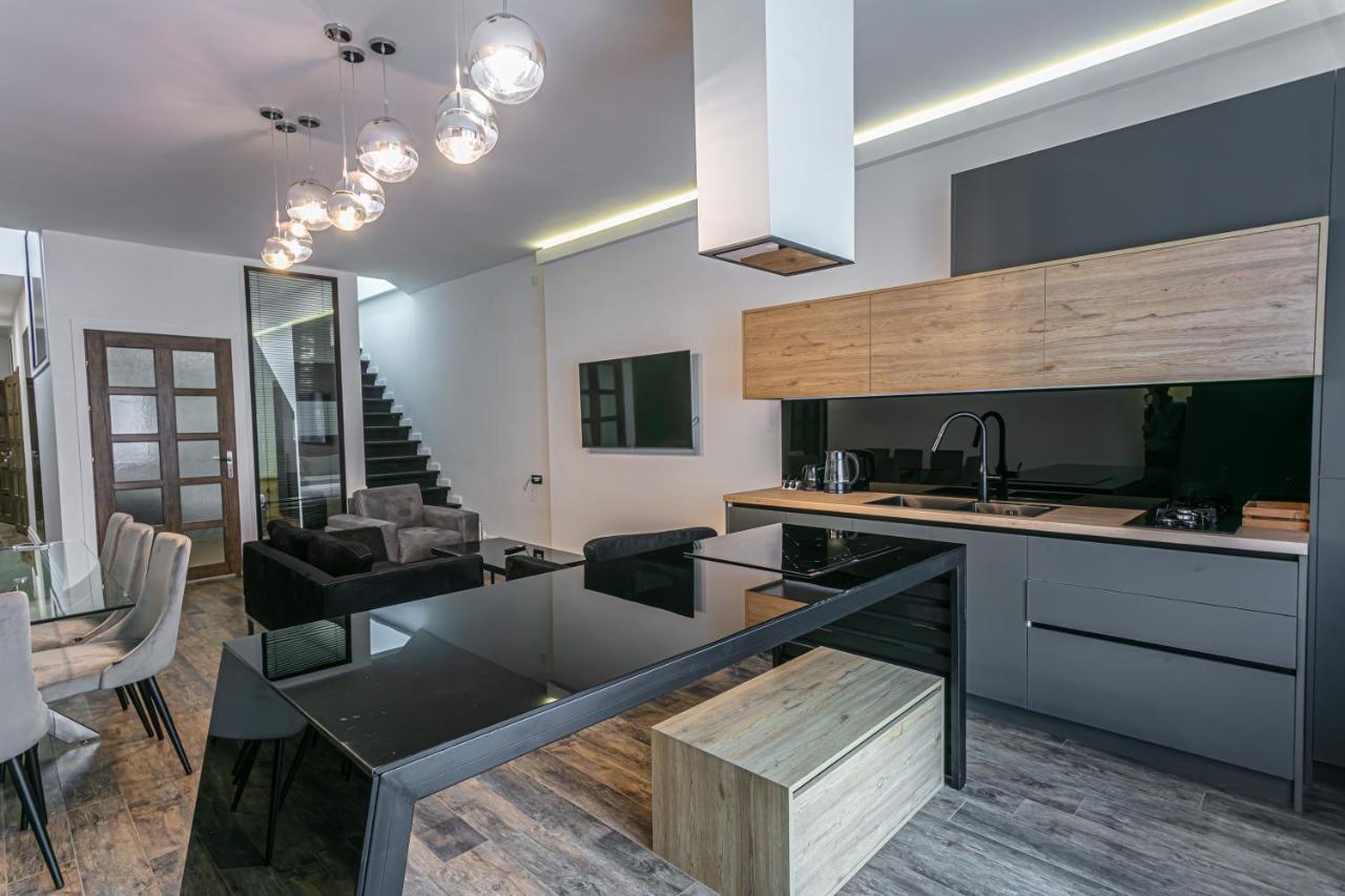 Luxe Apartment In Center Jerevan Eksteriør billede