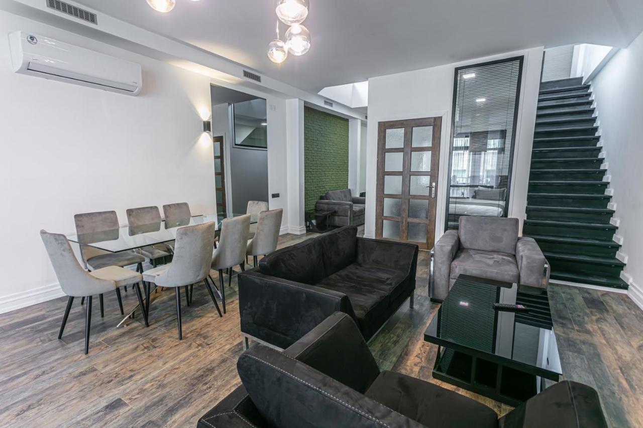 Luxe Apartment In Center Jerevan Eksteriør billede