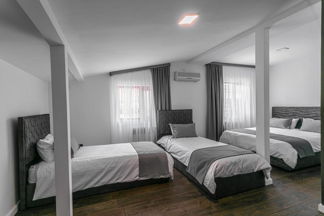Luxe Apartment In Center Jerevan Eksteriør billede