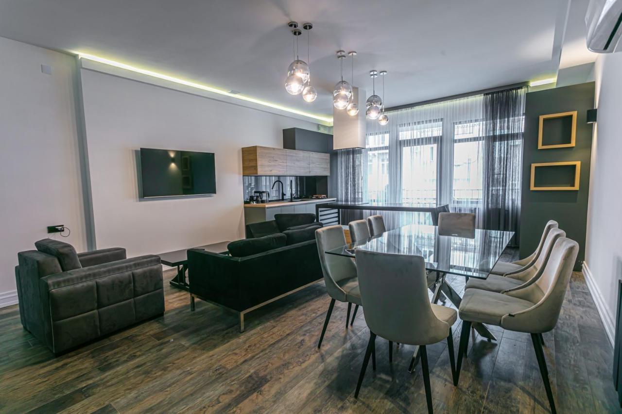 Luxe Apartment In Center Jerevan Eksteriør billede