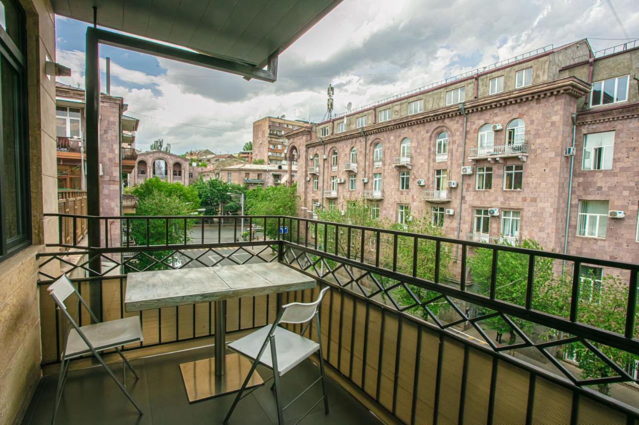 Luxe Apartment In Center Jerevan Eksteriør billede