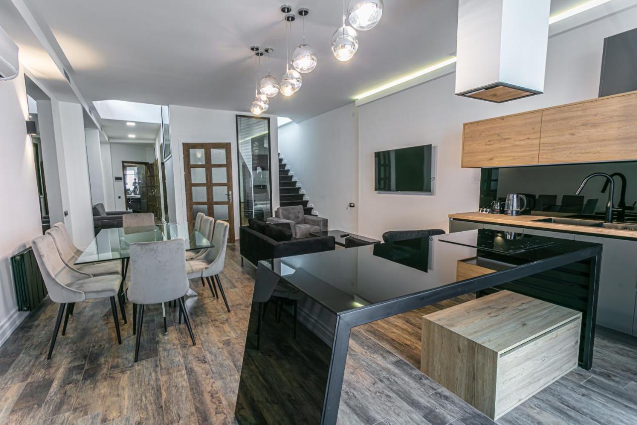 Luxe Apartment In Center Jerevan Eksteriør billede