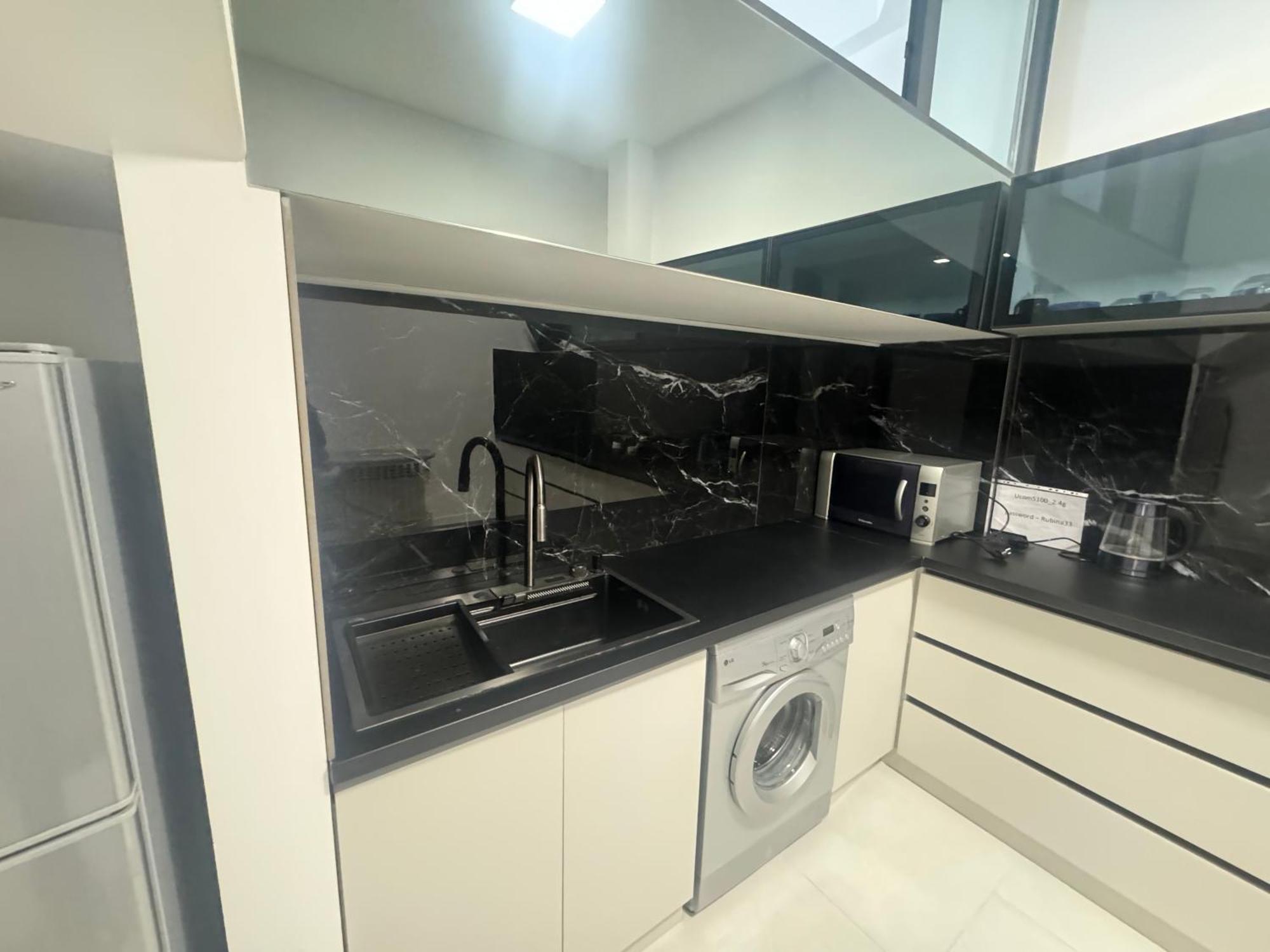 Luxe Apartment In Center Jerevan Eksteriør billede